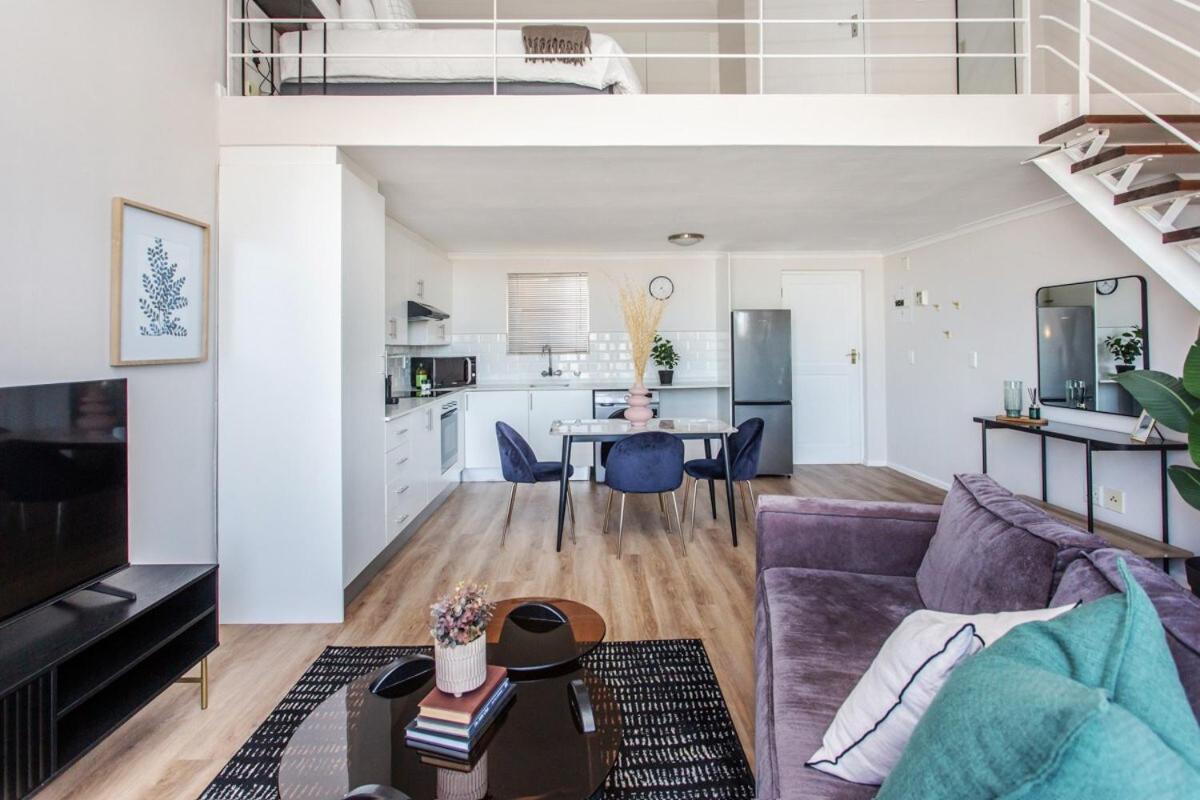 Gorgeous Views & Style - Loveloftliving16 - Pool *